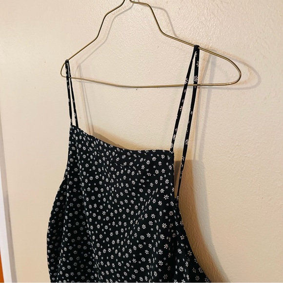 NWT Levi’s Floral Tank Top - Picture 3 of 7